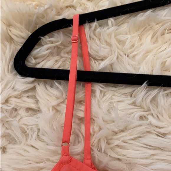 Peach cropped cami - Picture 7 of 7